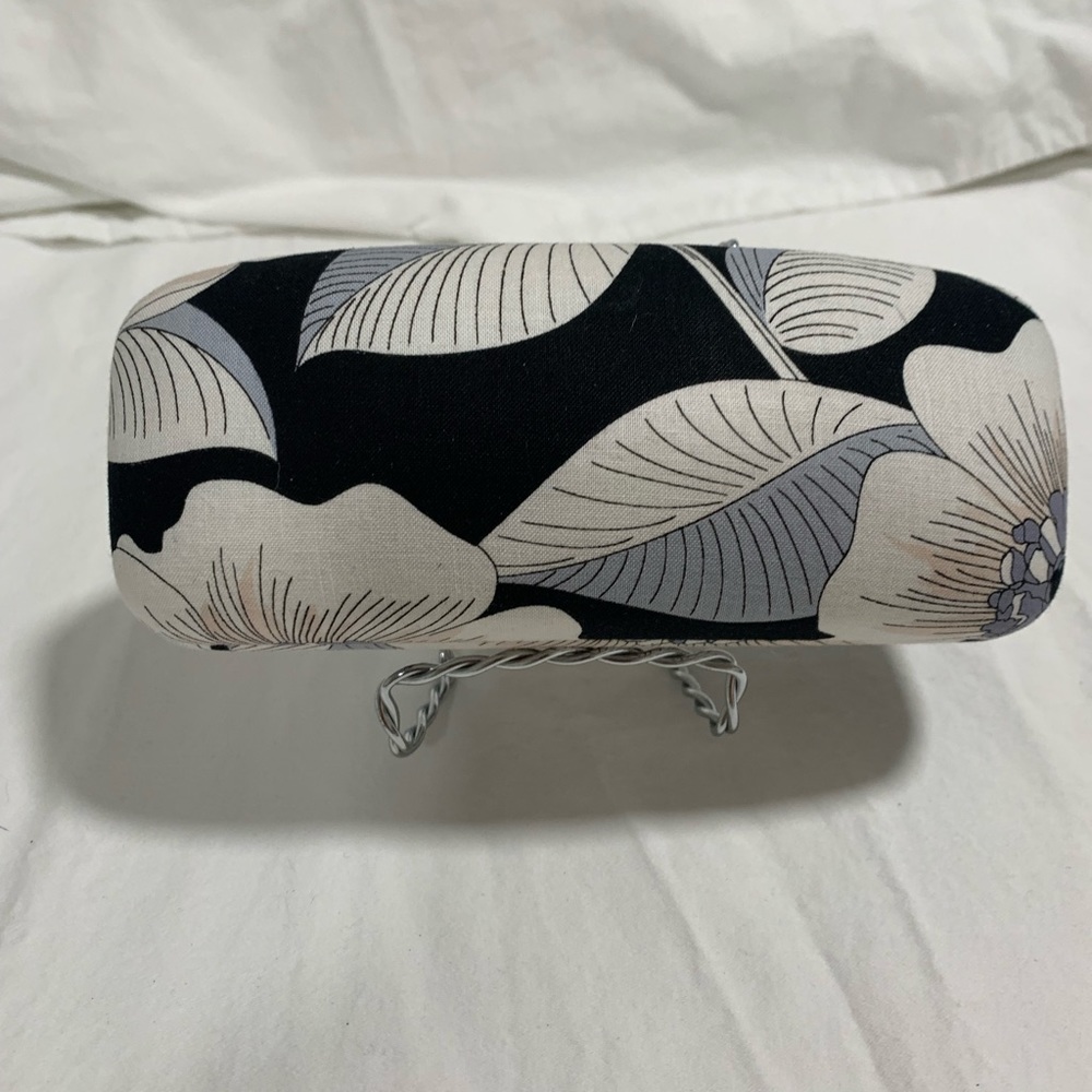 Vera Bradley Camillia fabric hard sunglass case
